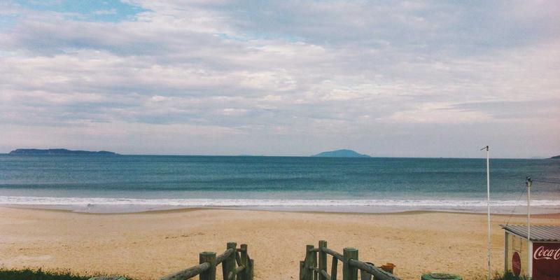 朗旭照明教室护眼灯：科学配光与防眩技术如何守护学生视力健康