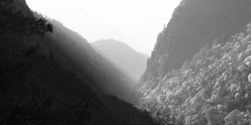 朗旭照明最佳实践：以专业设计赋能户外与商业照明新境界