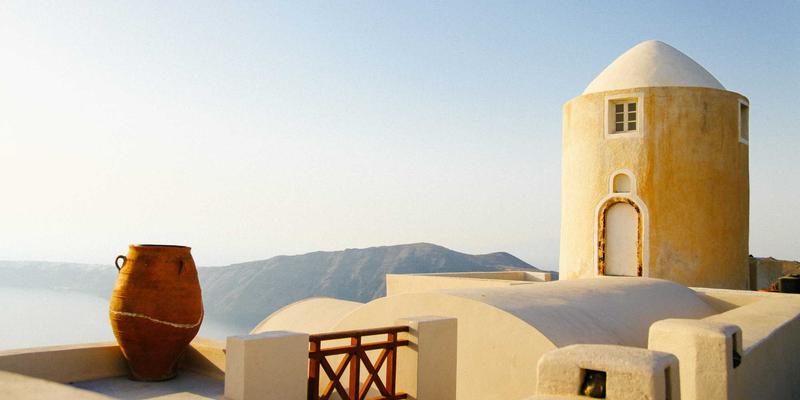 朗旭照明植物工厂补光系统：揭秘不同光谱LED如何精准调控作物生长周期与产量